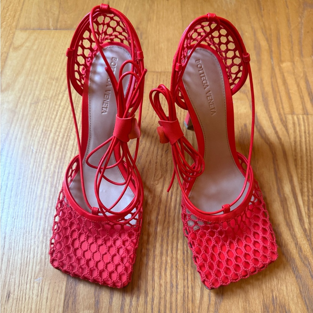 Bottega Veneta Stretch Ankle Wrap Leather Sandal